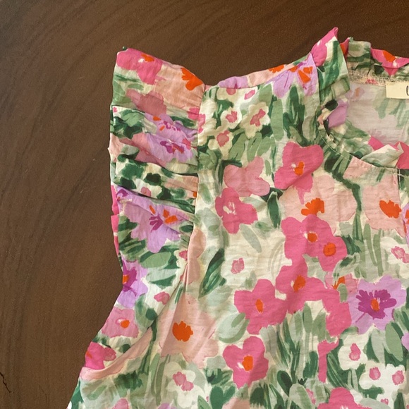 NWOT Les Amis Mila Flower/ Ruffle Sleeve Top/ Size large/ - Picture 5 of 8